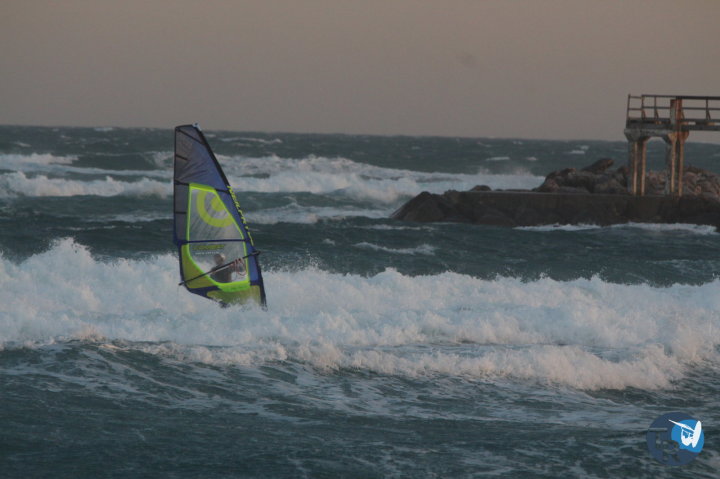 20161120 Pilotis 001