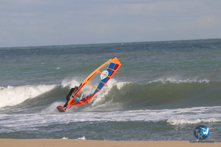 20191123 renverse windsurf leucate 001