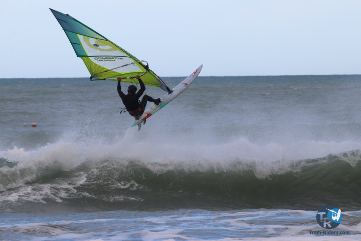 20191123 renverse windsurf leucate 001