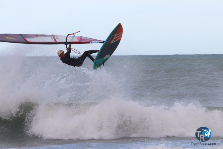 20191123 renverse windsurf leucate 001