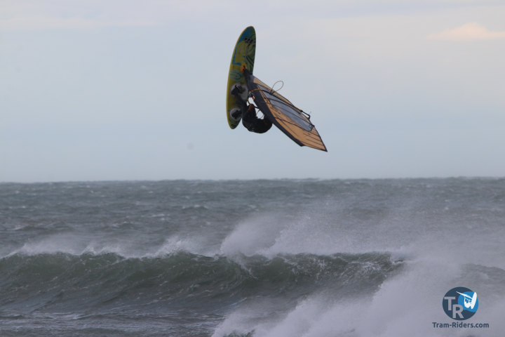 20191123 renverse windsurf leucate 001