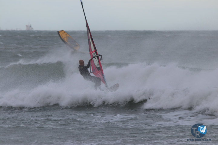20191123 renverse windsurf leucate 001