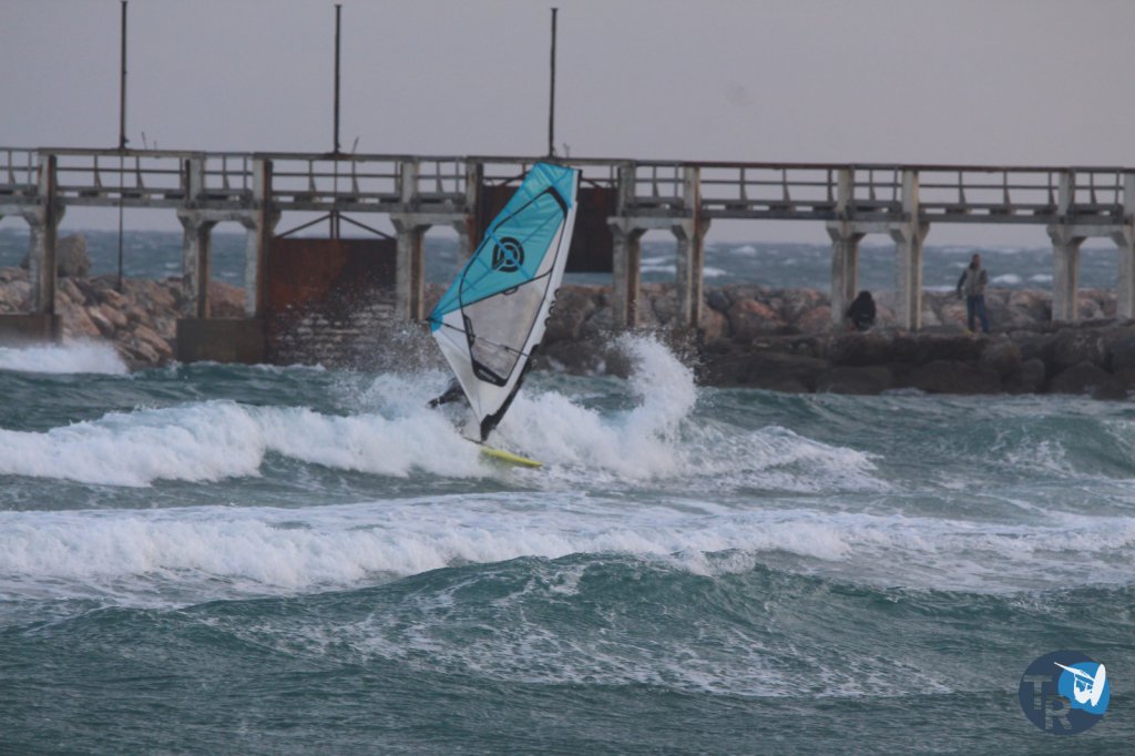 20161120-pilotis146