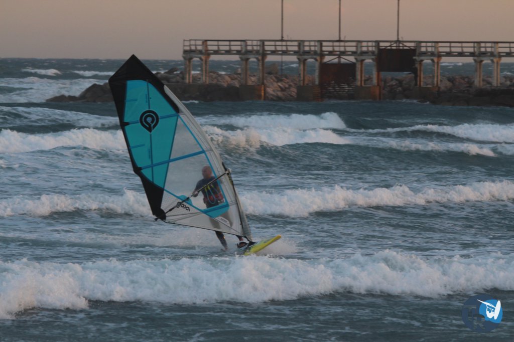 20161120-pilotis238