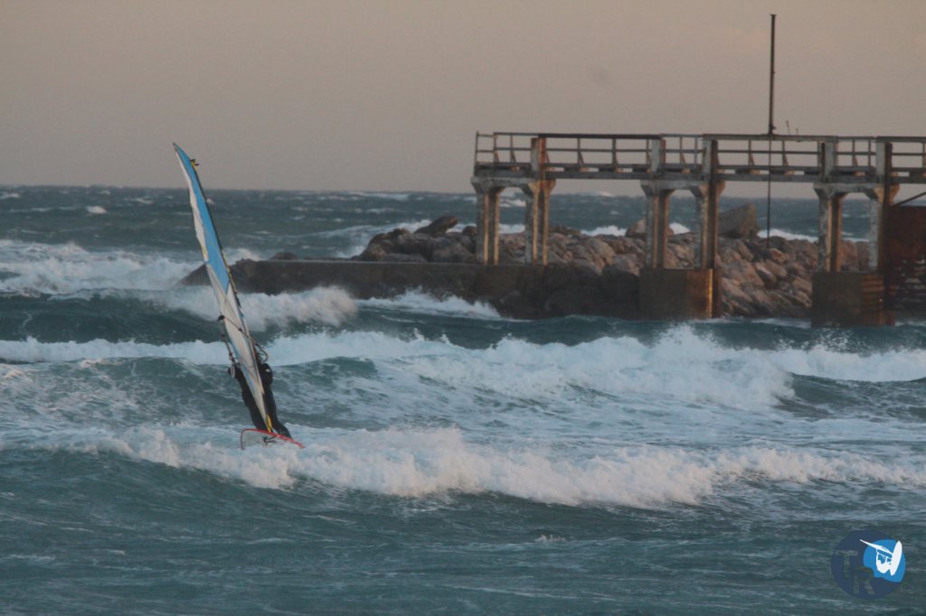 20161120-pilotis240